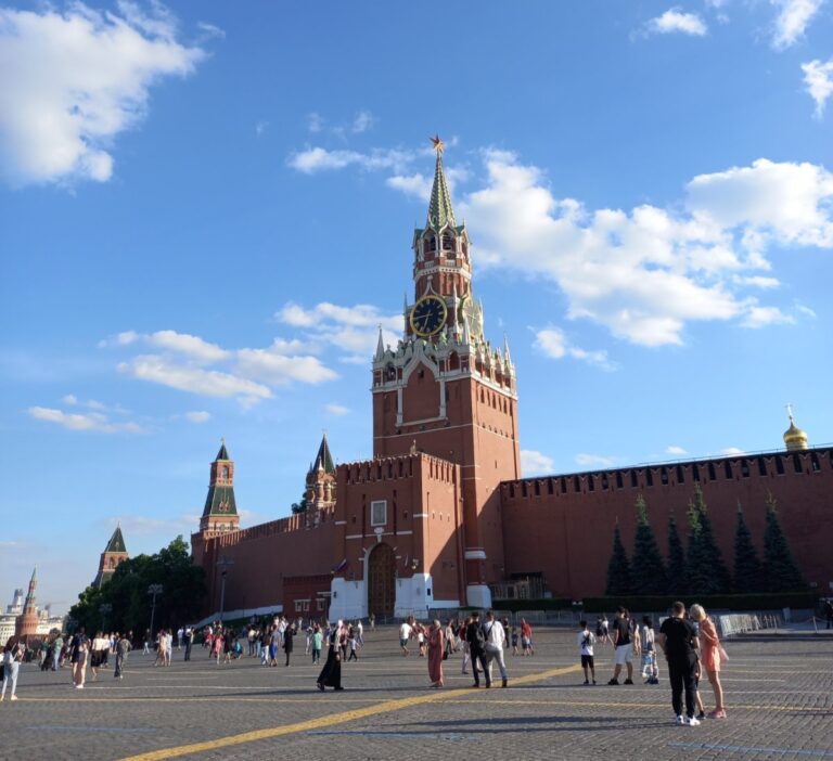 Putin: Onaj ko je organizovao vojni puč je izdajnik i odgovaraće