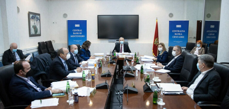 Žugiću i viceguvernerima četvrt miliona eura za zarade