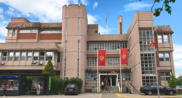 Određen pritvor državljanima Srbije, osumnjičenim za falsifikovanje novca