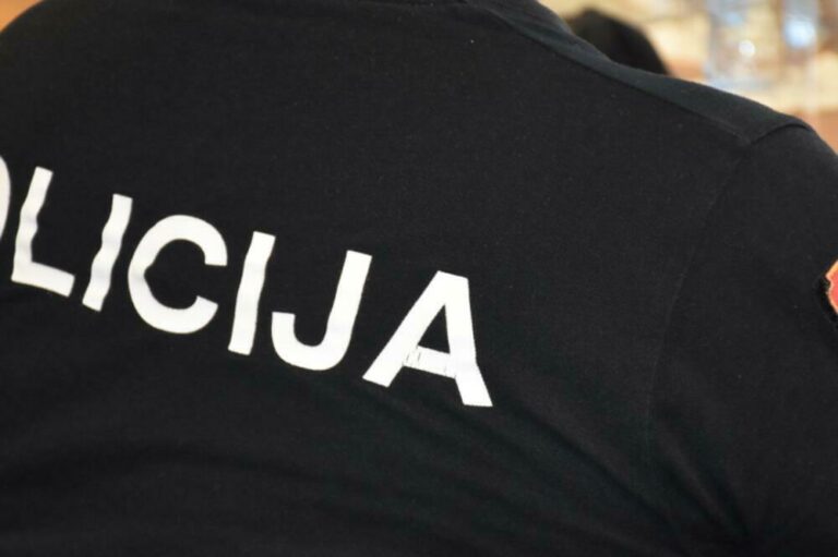 U BUDVI: Uhapšen Nikšićanin zbog ulične prodaje narkotika