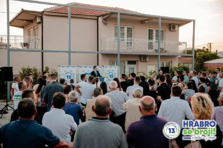 Bečić: Nikad nismo koristili crkvu i naciju da bi došli do mandata