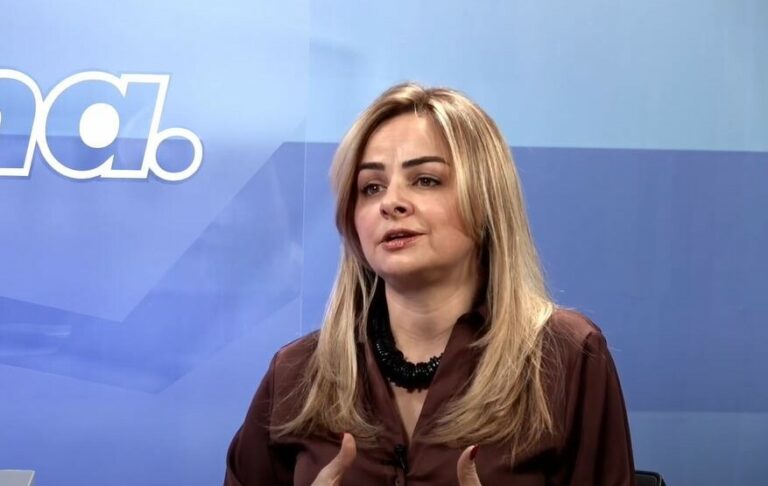 Uljarević: Vučić pokušava da osujeti dogovor o vladi