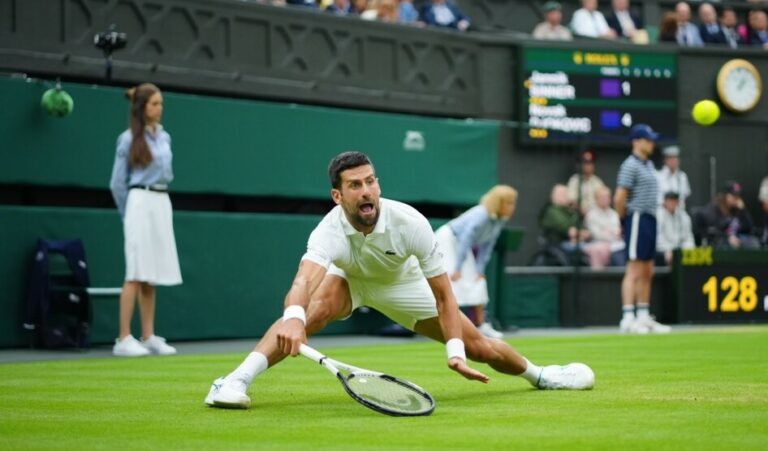 Vimbldon kaznio Đokovića