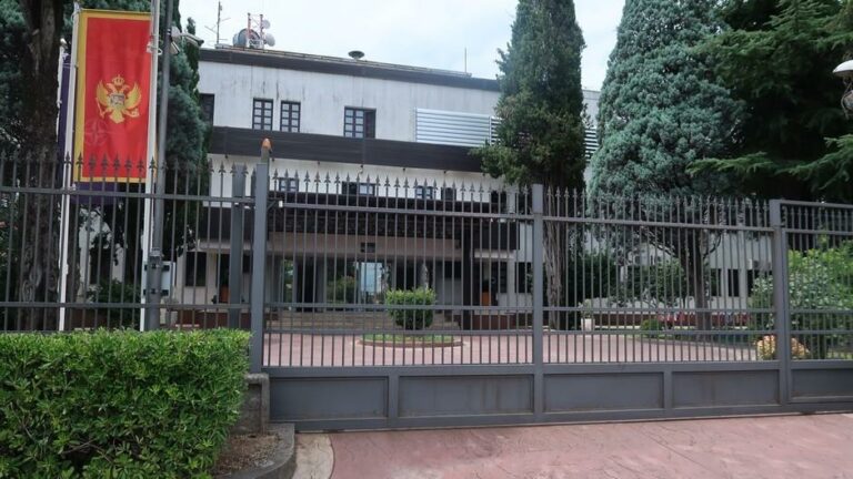 Donacija vrijedna preko 150.000 eura: Vlada šalje Ukrajini municiju, bombe, topovski udar…