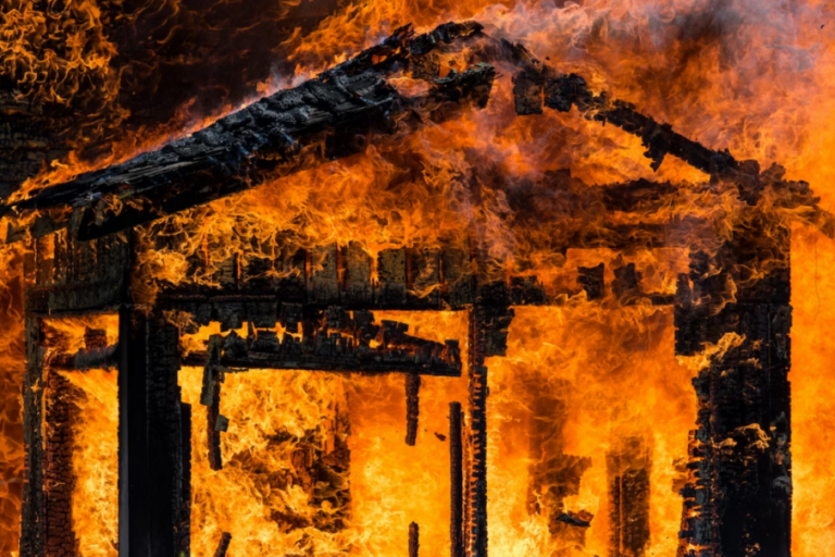 Južna Afrika: U požaru uništene stotine kuća