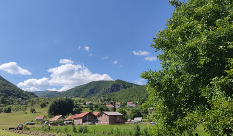 Danas sunčano, temperatura do 37 stepeni