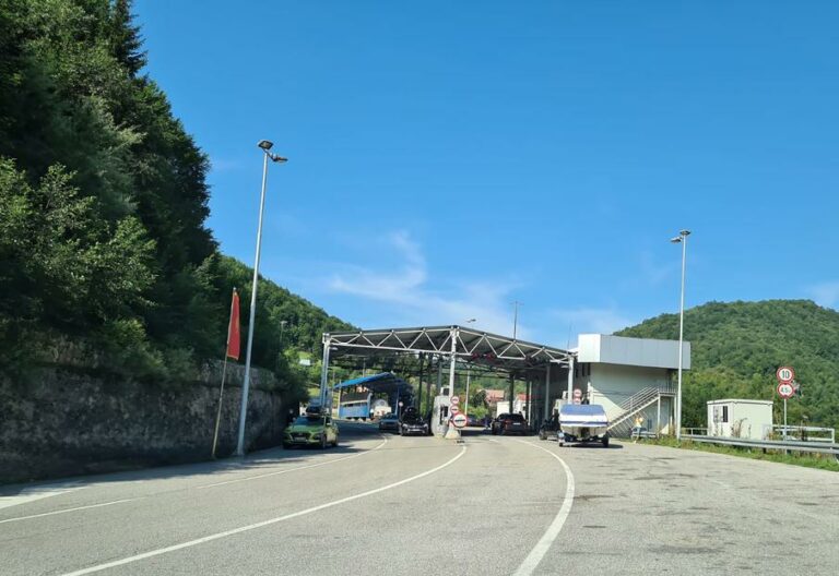 Izvođač radova kida kablove, GP Dračenovac ostaje bez struje