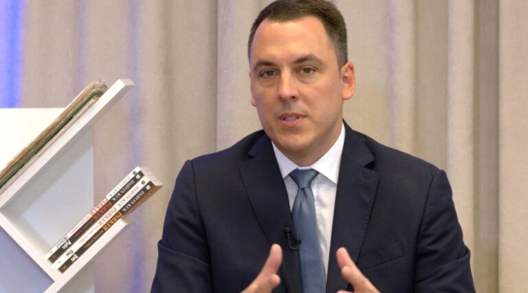 Vuković: Državne finansije realno u debelom minusu, politički avanturizam dolazi na naplatu