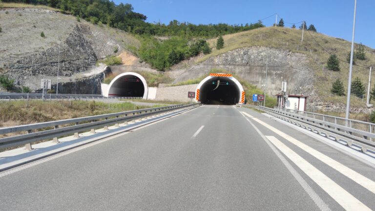 Srbija: Još jedna saobraćajna nesreća sa smrtnim ishodom na auto-putu Miloš Veliki