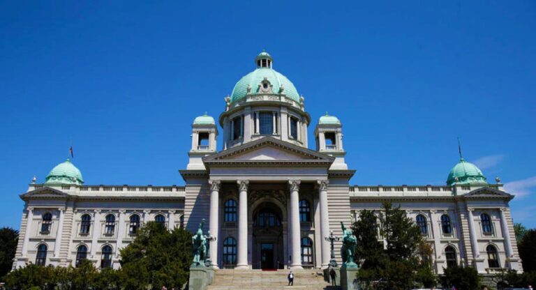 Tragedija u zgradi Skupštine Srbije: Radnik poginuo dok je popravljao lift