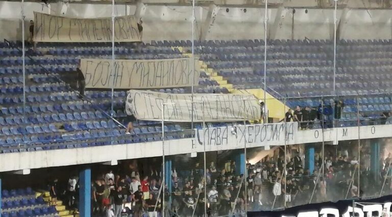 Varvari odali počast ubijenim Srbima na Kosovu: „Slava herojima“