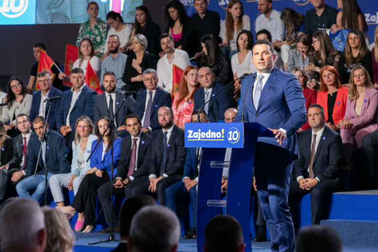 Glupost dana; Janović (DPS): Popis nije demografsko već političko pitanje koje služi za dalje produbljivanje krize i polarizaciju društva u Crnoj Gori