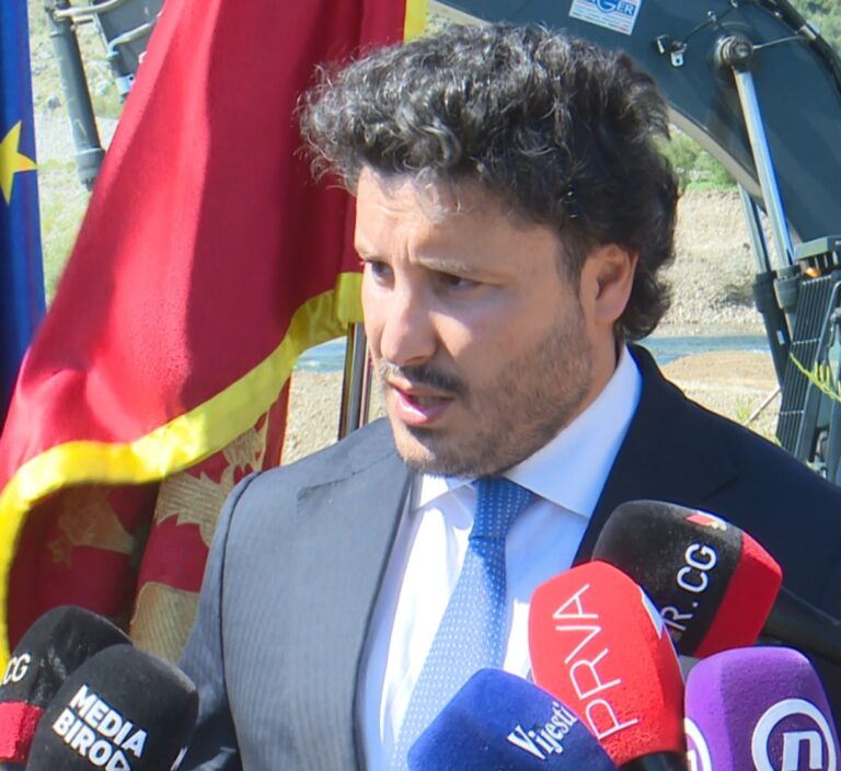 Abazović: Međunarodni partneri nas mole da budemo dio vlasti