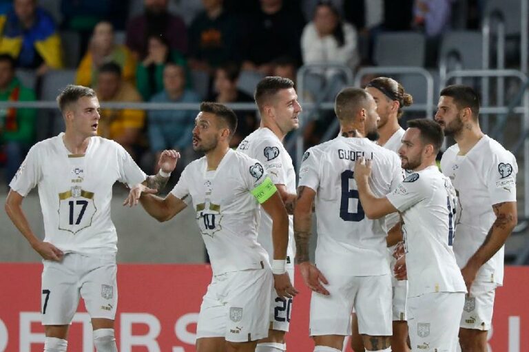 Srbija bolja od Litvanije u Kaunasu, het-trik Mitrovića