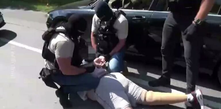 BEOGRAD: Uhapšena tri državljanina Crne Gore, jedan tražen i od Interpola