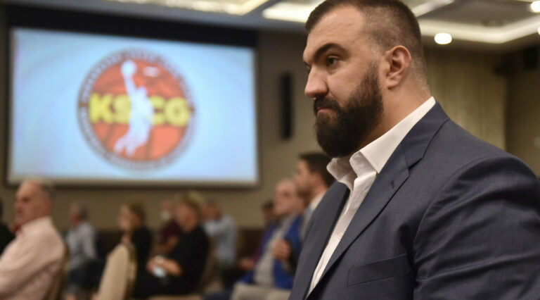 Saopštenje Nikole Pekovića: Pokrećem inicijativu za zakazivanje vanredne i Izborne skupštine