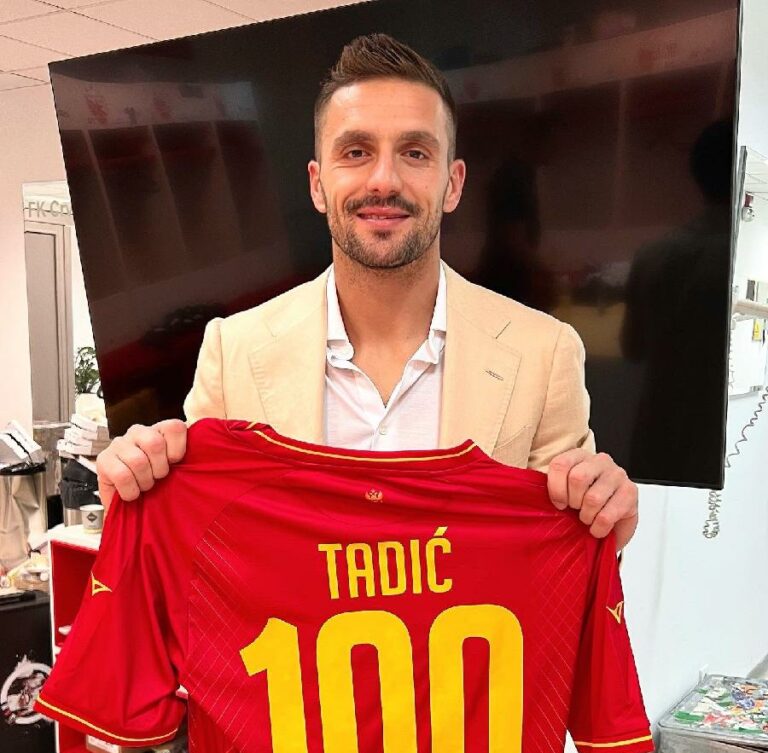 ZA PREKO 100 UTAKMICA: Tadić dobio dres od FSCG