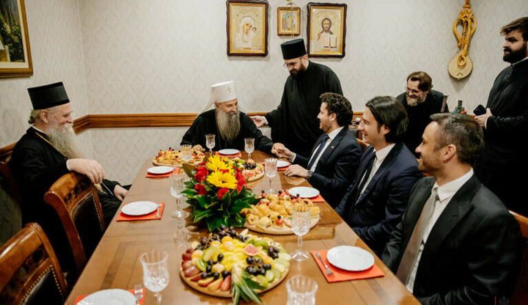 Abazović i Kovač sa Patrijarhom Porfirijem i Mitropolitom Joanikijem