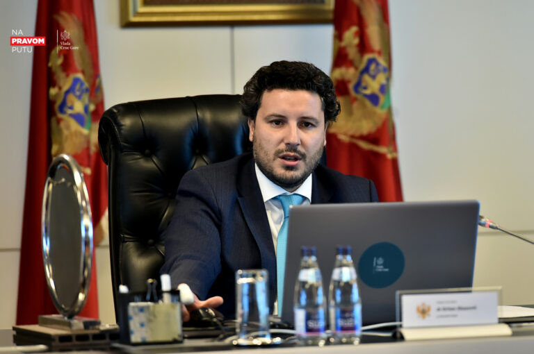 Abazović: Što se nas tiče popis može da počne, sve ostalo će stvoriti konfuziju, troškove…