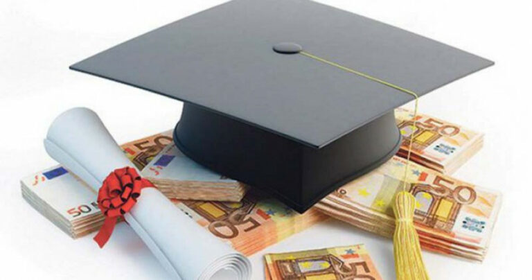 Afera “diplome”: Kako je zaposleni iz Fonda zdravstva uspio da završi studije za samo godinu?