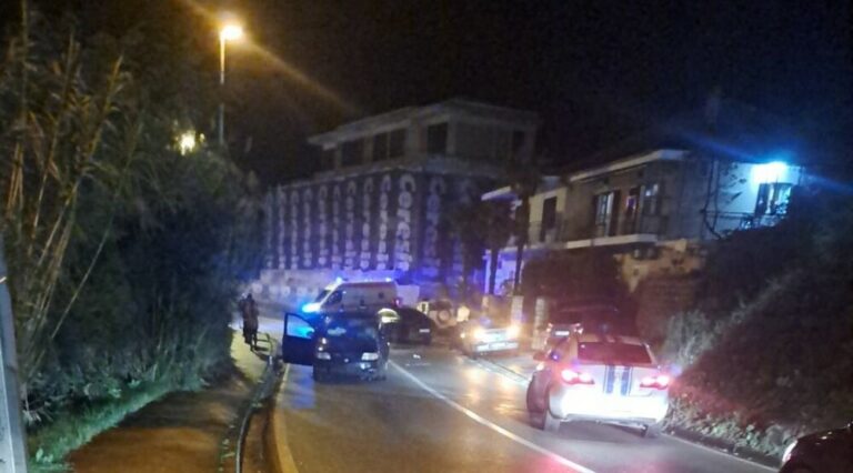 Saobraćajna nezgoda na putu Kotor- Risan: Troje povrijeđenih u sudaru dva automobila