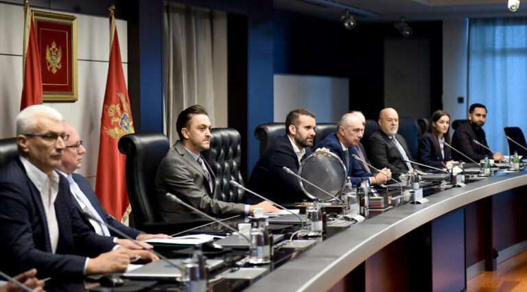 Opozicija traži da se opet biraju popisivači