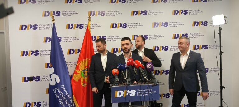 DPS: Članovi Vlade se ponašaju kao taoci NSD