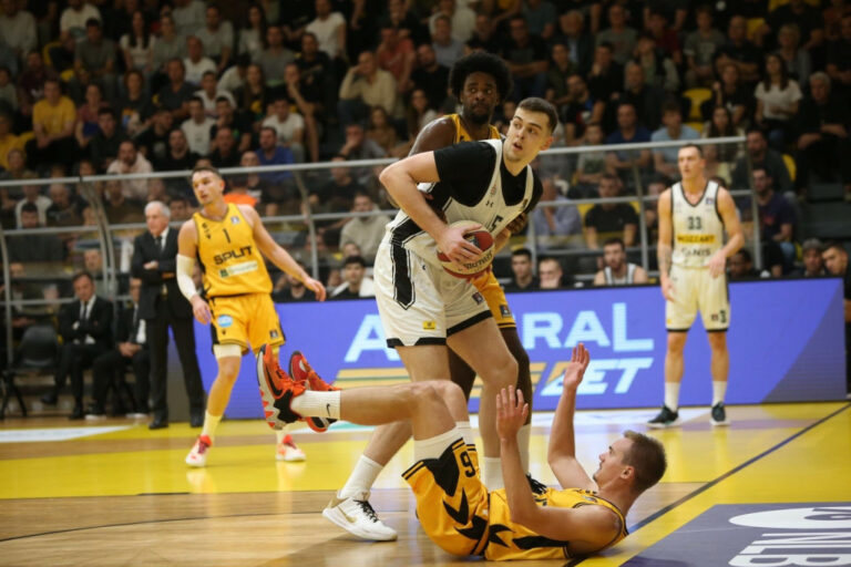 ABA LIGA: Partizan ubjedljiv u Splitu