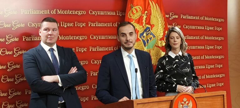 Konatar: URA će predložiti povećanje svih penzija