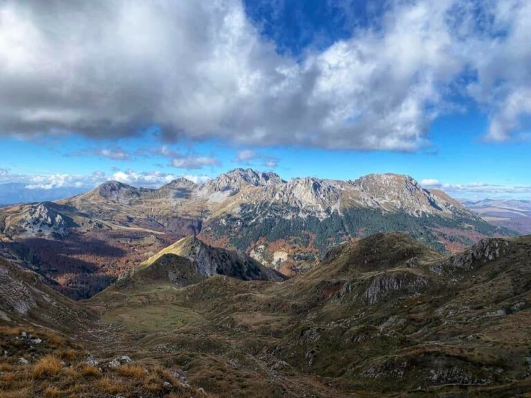 Promjenljivo oblačno, ponegdje moguća kiša
