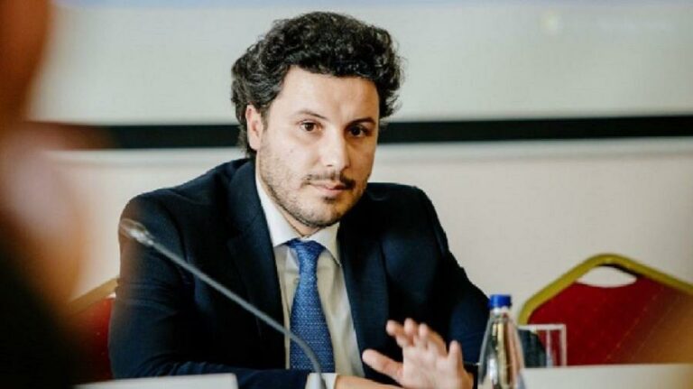 Abazović: Spektakularni rezultati 43. vlade uništavaju propagandu nove