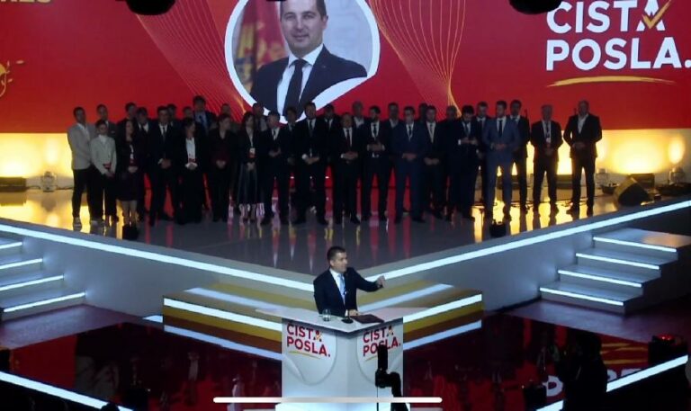 KONGRES DEMOKRATA: Bečić izabran za predsjednika