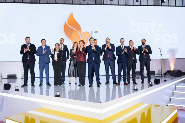 Demokrate: Funkcioneri poraženog režima da priznaju da su djelovali u ime ratnohuškačke politike