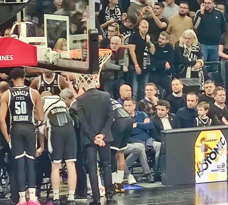 Abazović bodrio Partizan sinoć u Areni: “Ovo je više od košarke i sporta!”