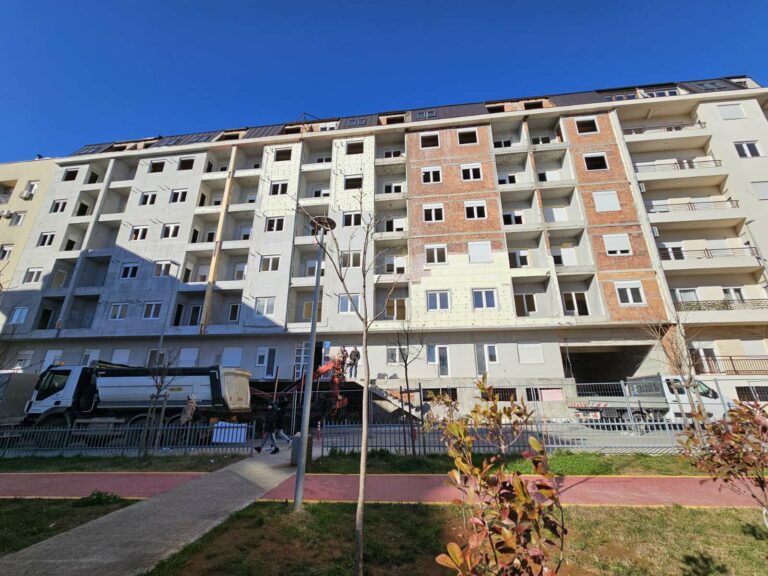 Ključni problem oko rušenja lamele C na Zabjelu je ko će da vrati pare