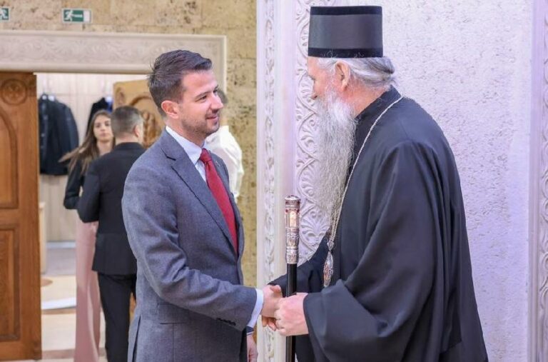 Milatović sa mitropolitom: Božićna radost neprolazna vrijednost mira