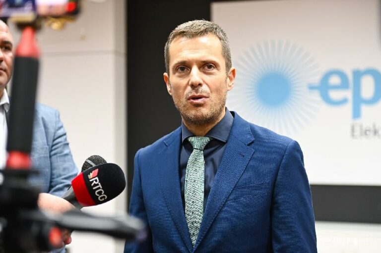 U FOKUSU I SOLAR GRADNJA: Mujović narednih dana sa investitorima zainteresovanim za Željezaru