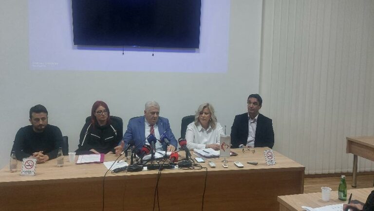 Sindikat zdravstva najavljuje štrajk, traže veće plate