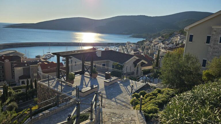 Na sjeveru hladno, sunčano na primorju