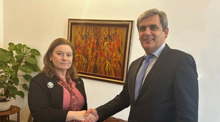 Ibrahimović sa Rajnke: Podrška SAD-a Crnoj Gori od ključne važnosti za demokratizaciju društva