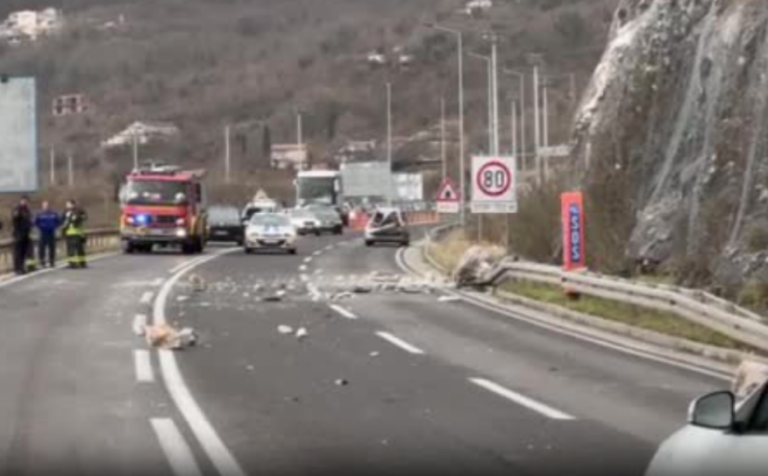 Pala stijena kod tunela Sozina, jedna osoba povrijeđena