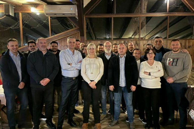 Članovi podgoričkog Odbora PES-a podnijeli ostavke na sve funkcije u partiji: Nije uvaženo naše zalaganje