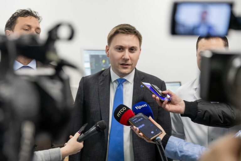 Ministarstvo zdravlja: U planu formiranje Komisije koja će provjeravati bolovanja