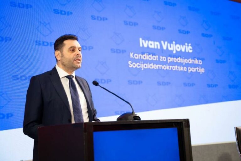 ODRŽAN KONGRES: Ivan Vujović novi predsjednik SDP-a