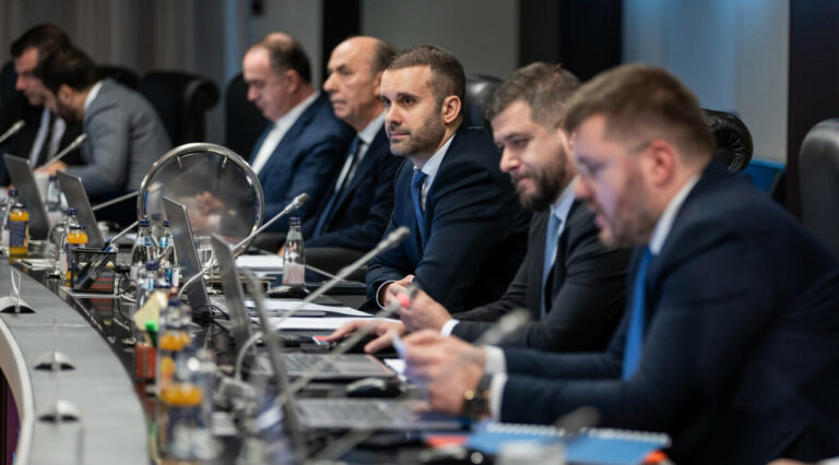 Kolike su februarske plate Spajiću, potpredsjednicima Vlade, njihovim savjetnicima…