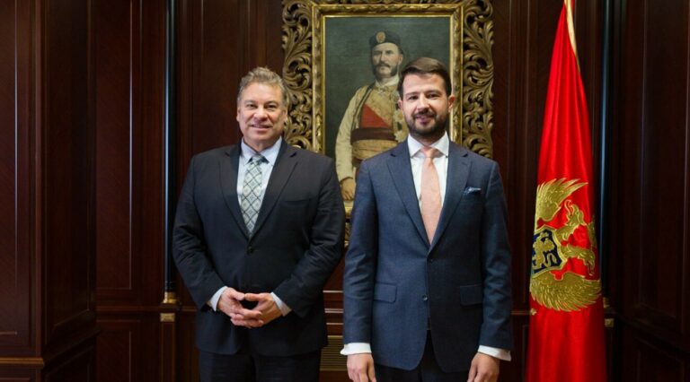 Milatović sa Eskobarom: Potvrđeni odlični odnosi, snažna podrška SAD reformskim procesima u Crnoj Gori