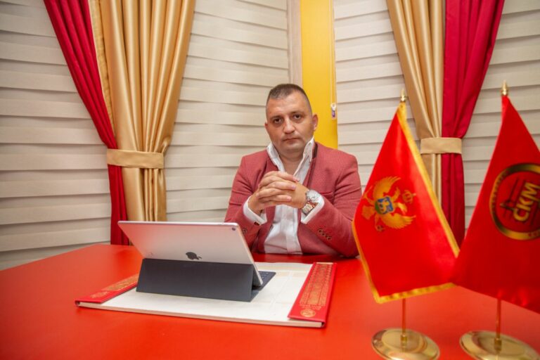 Damjanović: Premijer Spajić pod hitno mora izbaciti Demokrate iz Vlade