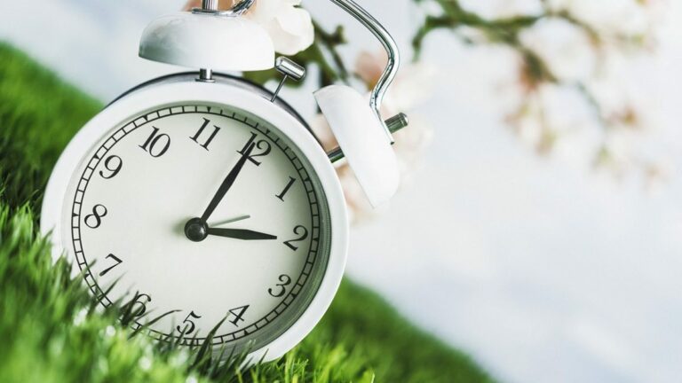 Ljetnje računanje vremena počinje 31. marta, sat se pomjera unaprijed