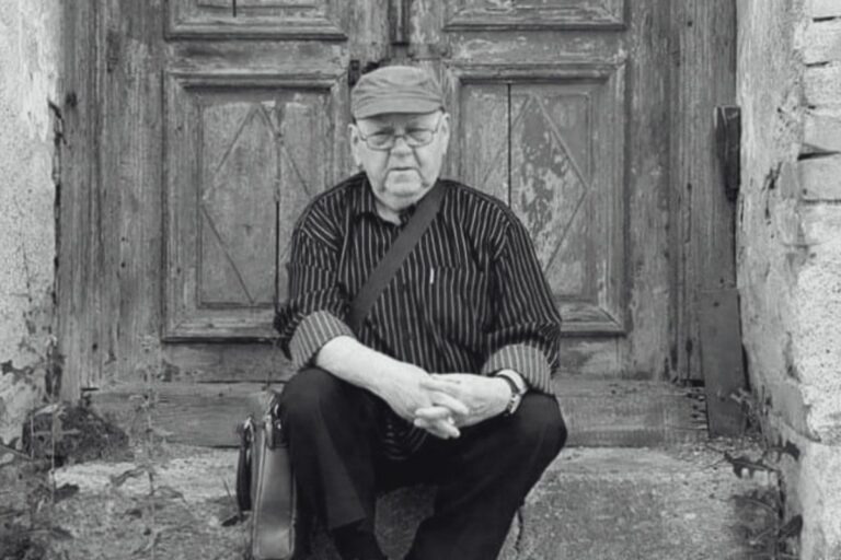 Preminuo Abdulah Sidran, scenarista filmova “Sjećaš li se Doli Bel?” i “Otac na službenom putu”