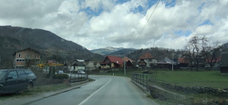 Umjereno oblačno uz južni vjetar, večeras kiša